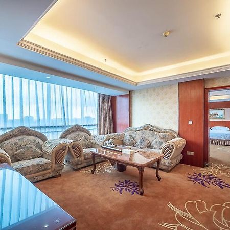 Vienna Hotel Foshan Chancheng Zumiao Branch Екстер'єр фото